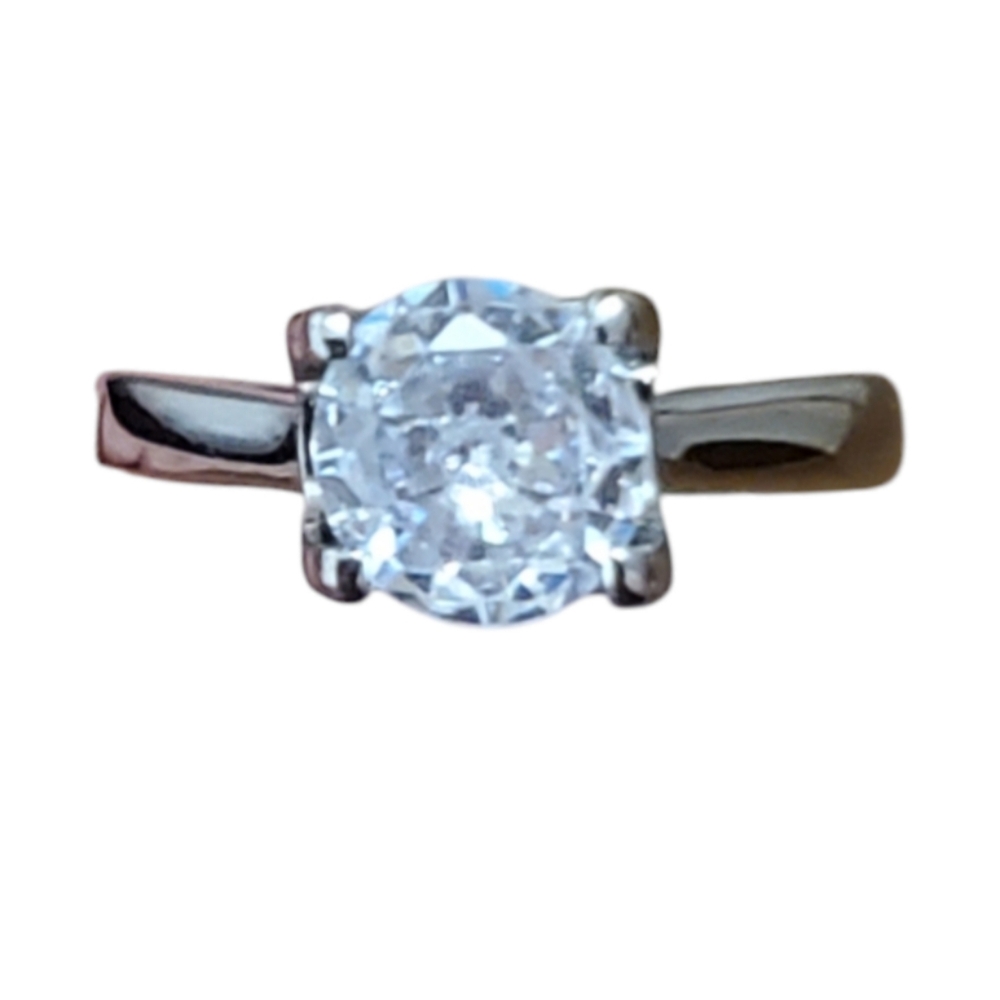 18 white gold plated CZ wedding engagement ring Tarnish free